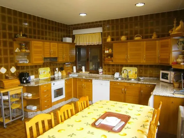 VENTA CHALET ZONA SAN FRONTIS-CARRASCAL, 6 habitaciones, TRES BAÑOS, PISCINA, GRAN PARCELA — 16