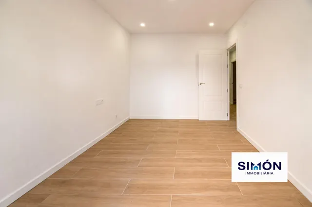 ¡Piso recién reformado con 3 habitaciones y traster 90m2 en Sallent! — 17