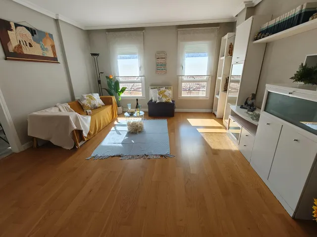 ENAMORATE A UN PESTAÑEO ¡Tu nuevo hogar en Villaobispo te está esperando! ✨ — 7