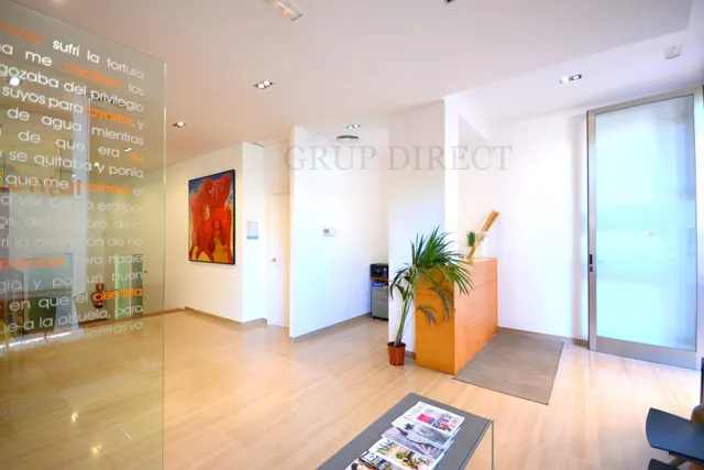 Se vende local de alto Standing 140m2