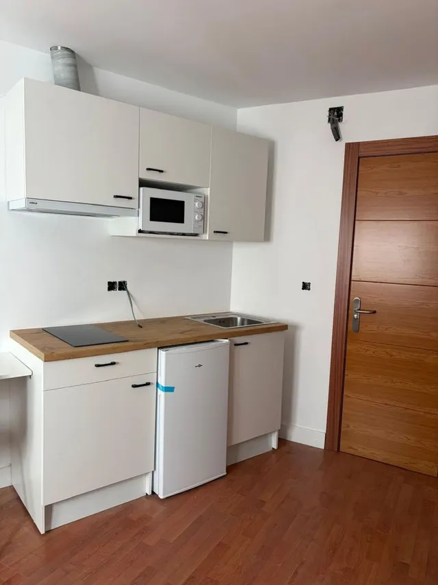 APARTAMENTO EN ALQUILER — 11