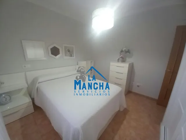 *155.000€* inmobiliaria la mancha vende adosado en Barrax (Albacete). — 31