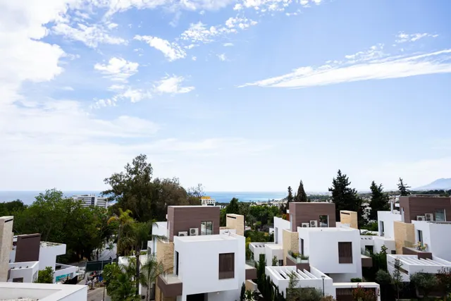 DOS ESPECTACULARES VILLAS RECIÉN TERMINADAS EN EL CENTRO DE MARBELLA — 47