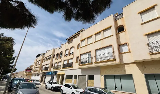 Apartamento 2 habitaciones 70m² en venta - Zona Pueblo — 23