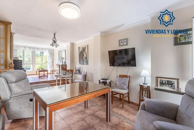 VIVIENDA con encanto en PALACIO DE DEPORTES — 3