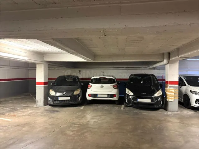 PARKING EN VENTA EN ISABEL LA CATLOICA Nº 2 - foto 4