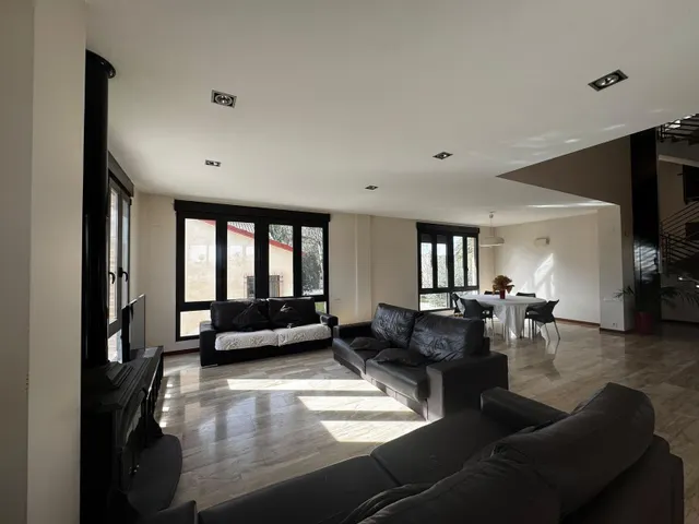 Exclusivo Chalet en Casillas - Espacio y Comodidad a Tu Alcance — 38