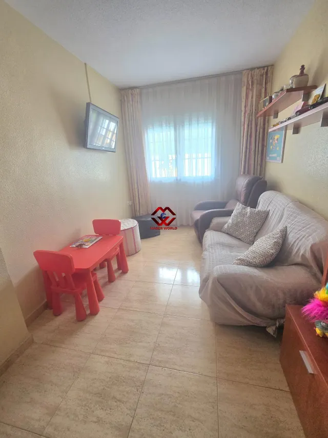 Villa en esquina con piscina privada, garaje a 800 m de la playa en Santiago de la Ribera — 35