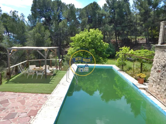 EXCLUSIVA VILLA EN COCENTAINA CON GRAN PARCELA Y BONITA PISCINA. — 19