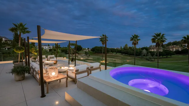 Chalet 4 habitaciones 408m² en venta - Marbella — 7