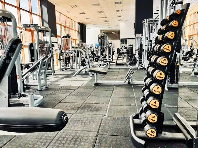 Centro deportivo en venta en  Benalmádena, Costa del Sol — 6