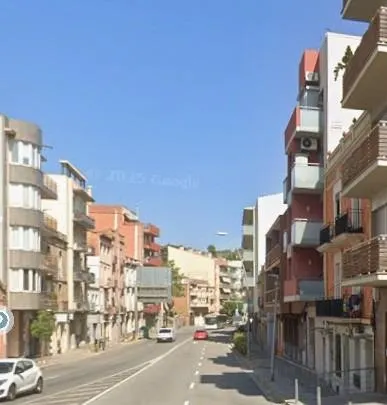 LOCAL COMERCIAL EN MOLINS DE REI