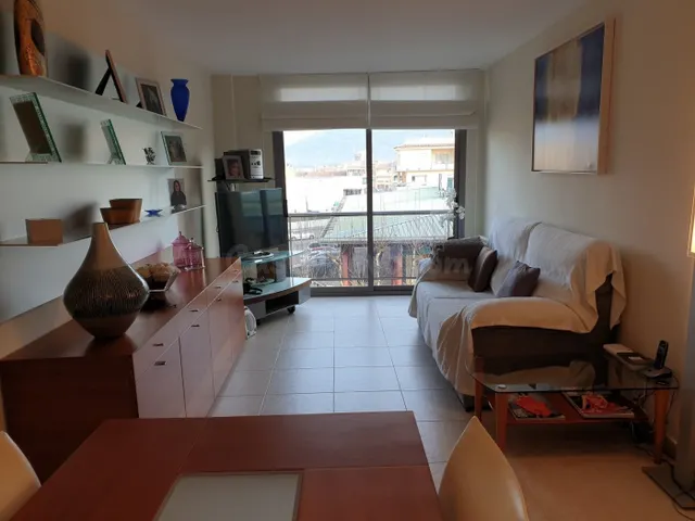 ALQUILER APARTAMENTO AMUEBLADO EN EL CENTRO DE ROSES