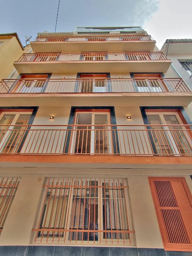 Edificio totalmente reformado en pleno centro de Granada — 41