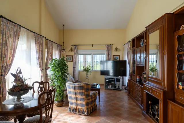 Magnífico Chalet en Orihuela – Listo para Entrar a Vivir — 18