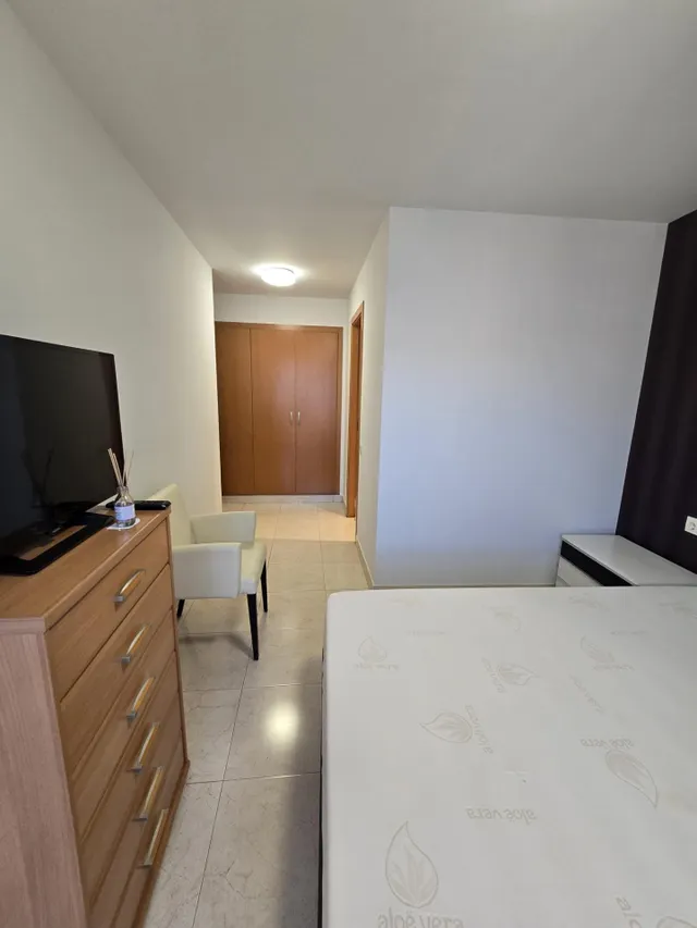 Piso impecable amueblado 4 hab — 30