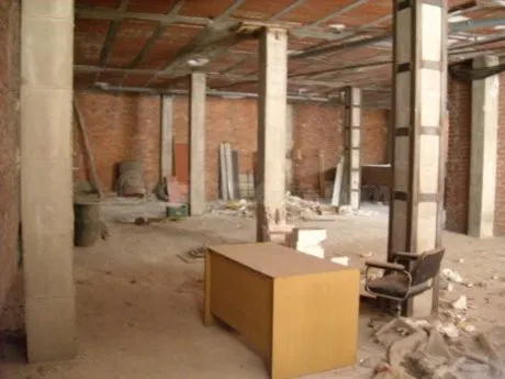 Local comercial 313m² en alquiler - Barrio la caverina - foto 3