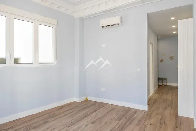 Piso de diseño en edificio señorial en el Soho de Valencia. — 18