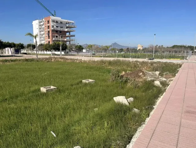 Terreno urbano residencial en la Playa de Piles — 12