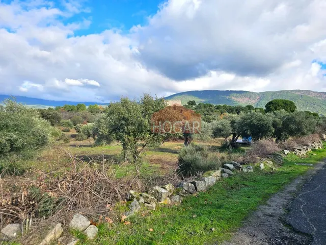 PARCELA EXCLUSIVA DE GRAN POTENCIAL URBANÍSTICO EN UN ENTORN - foto 4