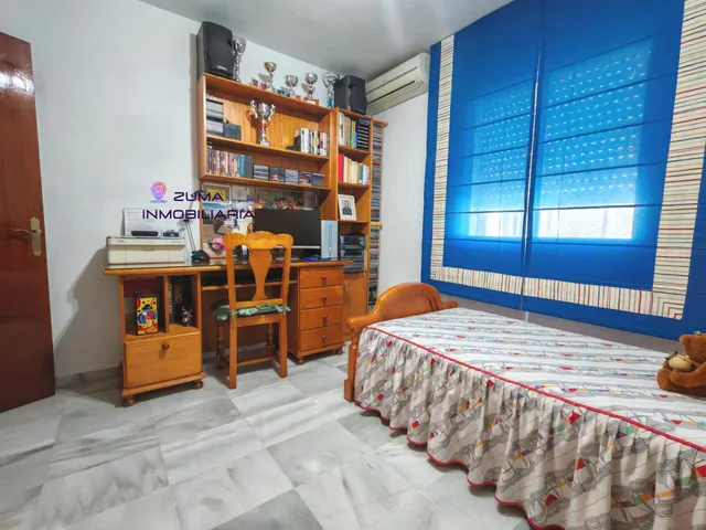Amplia Propiedad Pareada en Churriana, Málaga. — 21