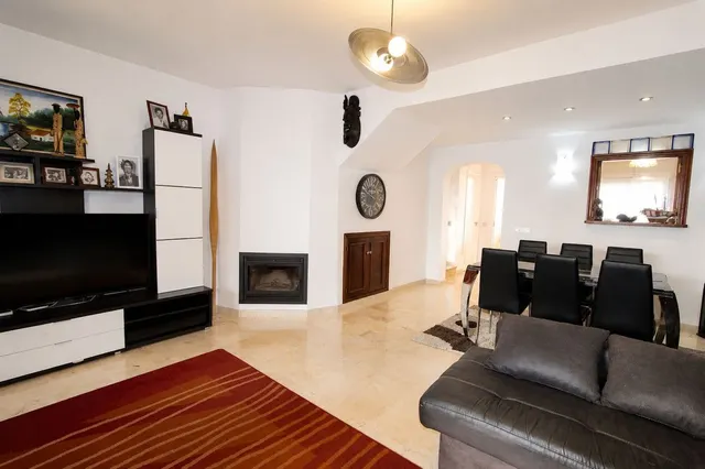 Casa 5 habitaciones 206m² en venta - Las Lomas de Río Verde — 8