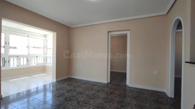 Bungalow alto con jardín privado y piscina comunitaria en La - foto 2