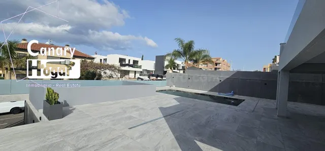 Se vende villa de lujo para estrenar en Madroñal en Playa de - foto 2