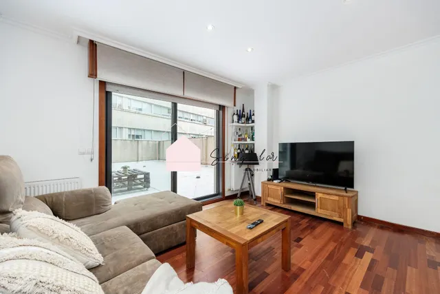 Piso con gran terraza. solo inversión. — 21
