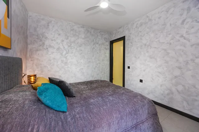 Apartamento 1 habitación 52m² en venta - Estacion de autobuses — 16