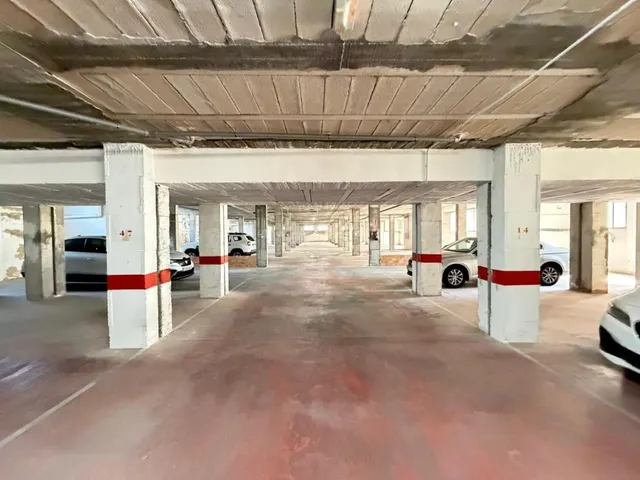 Local comercial 2800m² en venta - Estacion de autobuses — 19