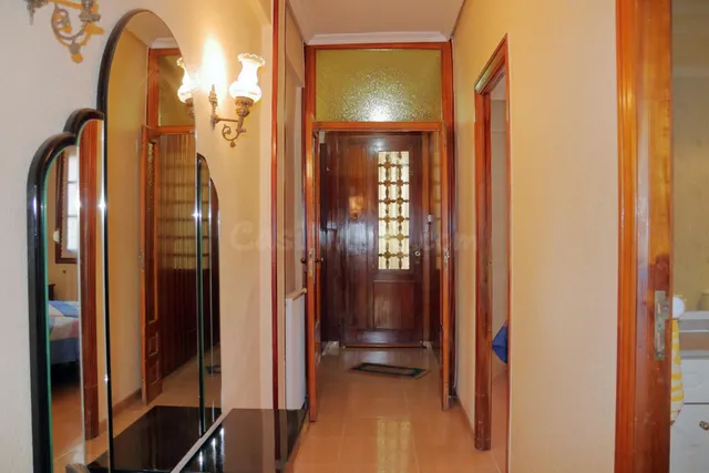 Encantadora casa de pueblo en Íscar: amplitud, confort y el  - foto 5