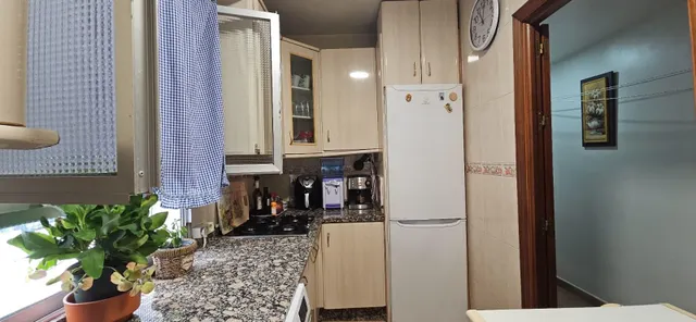 Práctico y cómodo piso en ciudad jardín — 14