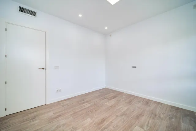 Piso 3 habitaciones 127m² en alquiler - Tetuán — 38