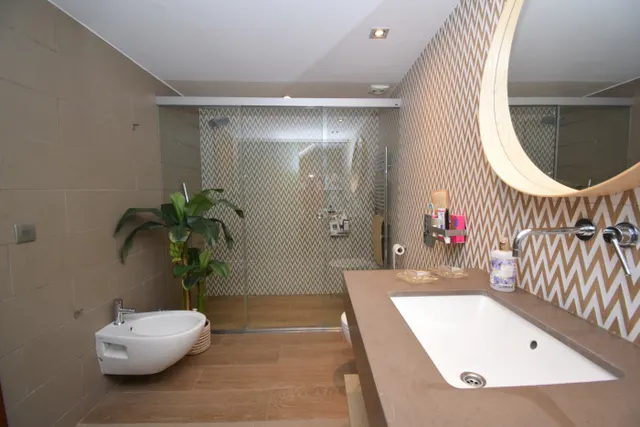 PISO EN VENTA CON PLAZA DE GARAJE JUNTO A LA CATEDRAL — 41