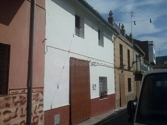 Se vende Casa Adosada OKUPADA en Jaume Calafat 1 Sumacàrcer, - foto 4