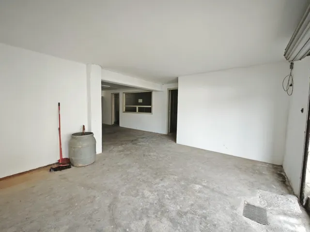 LOCAL DE 124 M2 EN PLENO CENTRO DE AVINYÓ — 5