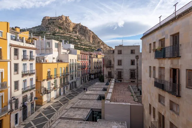 Fantastica Vivienda en Casco Antiguo de Alicante. — 27