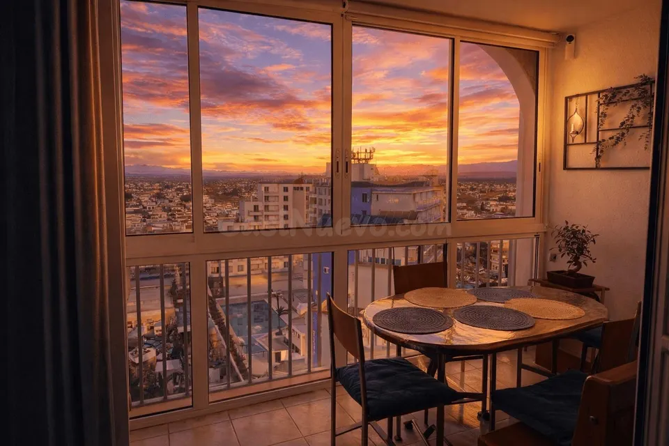 Apartamento en planta 12 con vistas al lago y montaña, 2 habitaciones y opción de parking en Delta Muga –