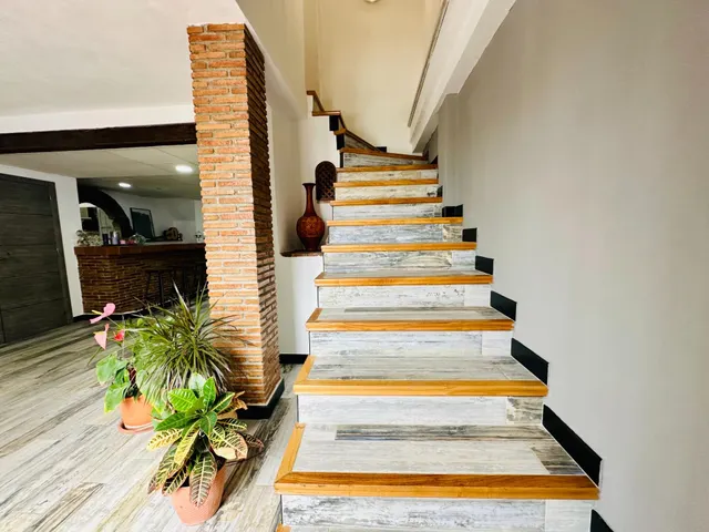 Espectacular Pareado en Urb. Monteluz, con Jardín y Piscina — 21