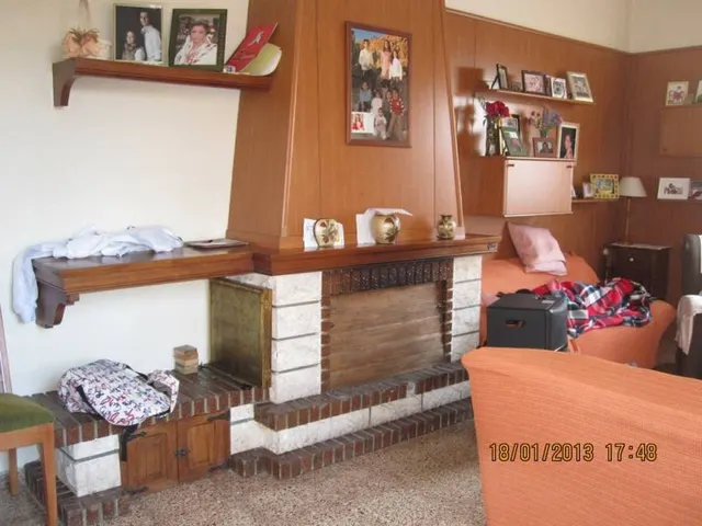 CHALET EN CASCO URBANO — 35