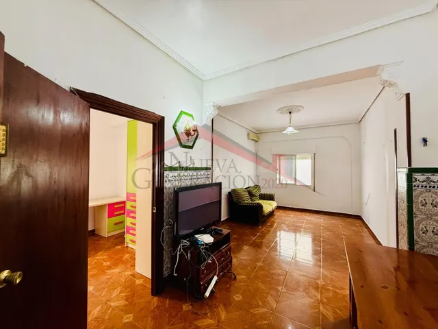 Piso 2 habitaciones 71m² en venta - Zona calle canarias - foto 2