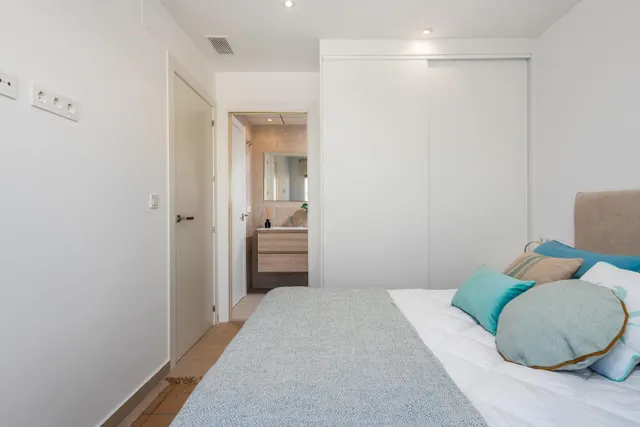Nueva villa con piscina privada — 26