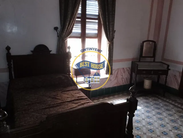CASA HISTÓRICA CON TERRENO URBANO A LA VENTA EN MONTAVERNER!!! — 18