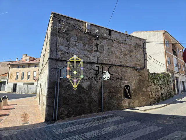 Parcela urbana de 245 m2 en Plaza La Marina, Colmenar Viejo. — 7