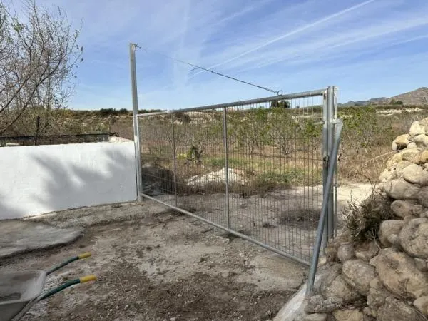 Parcela de terreno cercano al casco urbano — 4