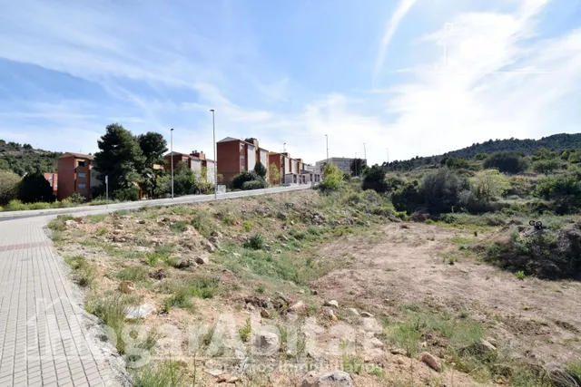 EXCELENTE TERRENO URBANO EN LA VALL D'UIXO - foto 3