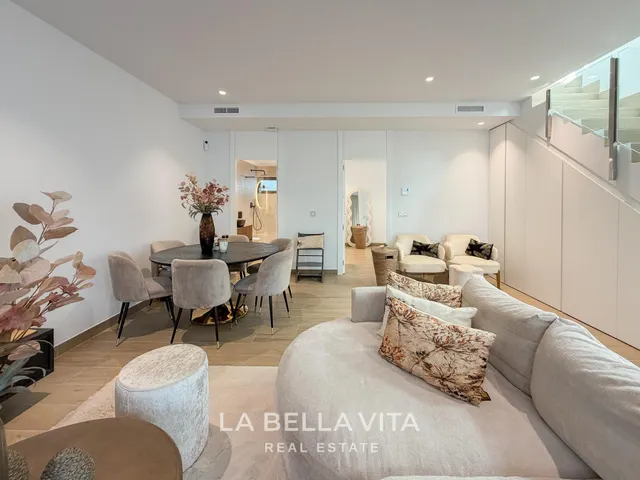 Villa moderna con sótano y piscina privada en venta en Finestrat - Benidorm — 47