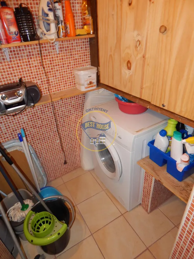 OPORTUNIDAD, CASA REFORMADA CON PISCINA Y OTRAS COMODIDADES. — 22