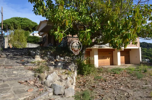 Casa en venta para reformar con vistas al mar en Cabrils — 27